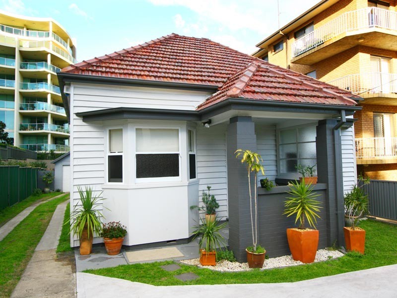 69 Corrimal Street, Wollongong North NSW 2500