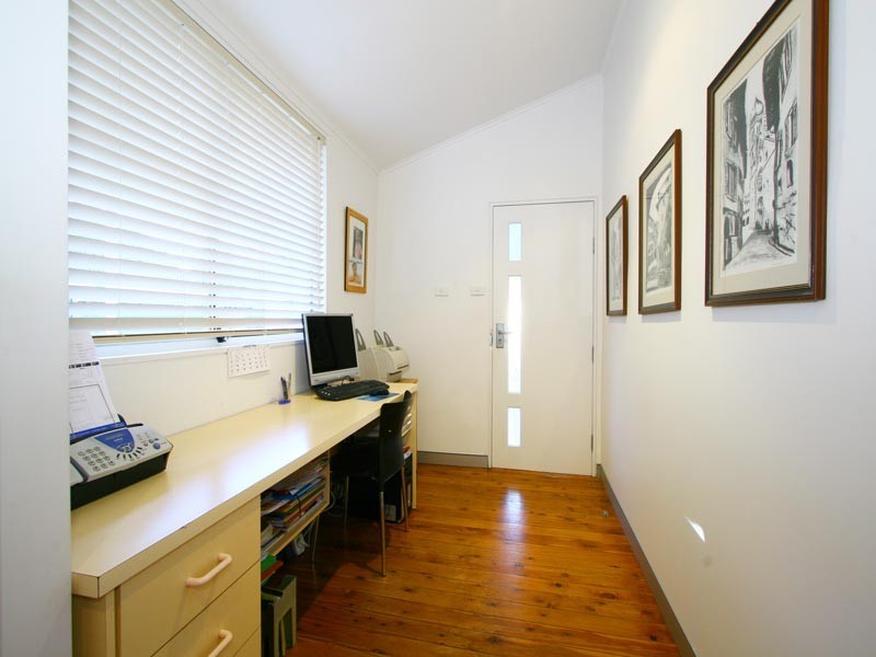 69 Corrimal Street, Wollongong North NSW 2500