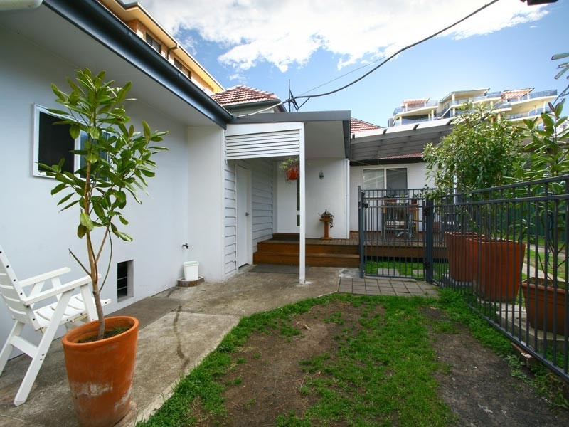 69 Corrimal Street, Wollongong North NSW 2500