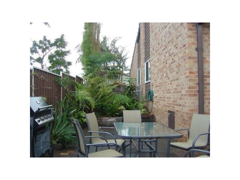 4/35 Pioneer Road, Bellambi NSW 2518