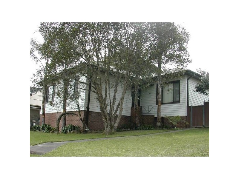 330 Gladstone Avenue, Mount Saint Thomas NSW 2500