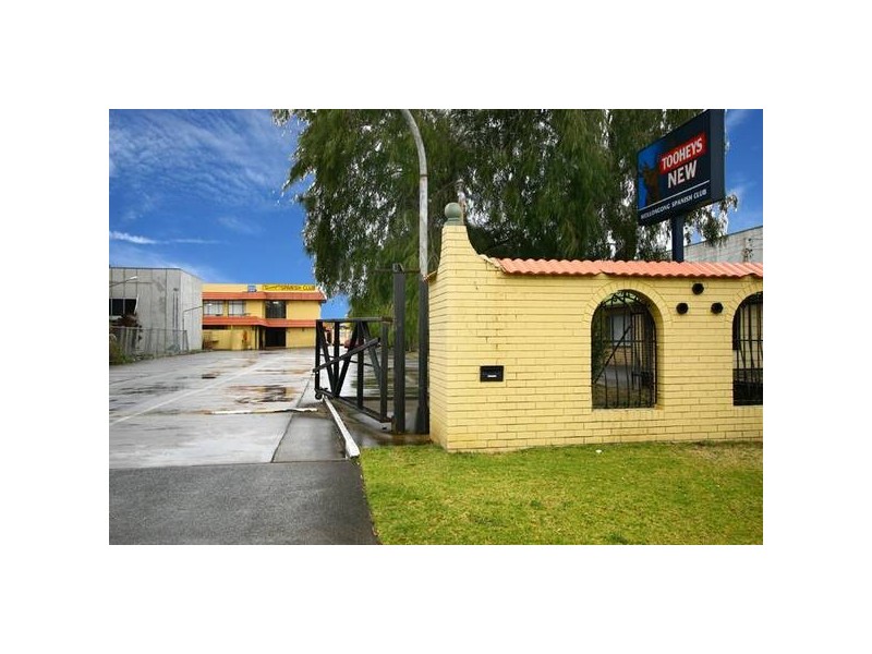 37-39 Kemblawarra Road, Warrawong NSW 2502