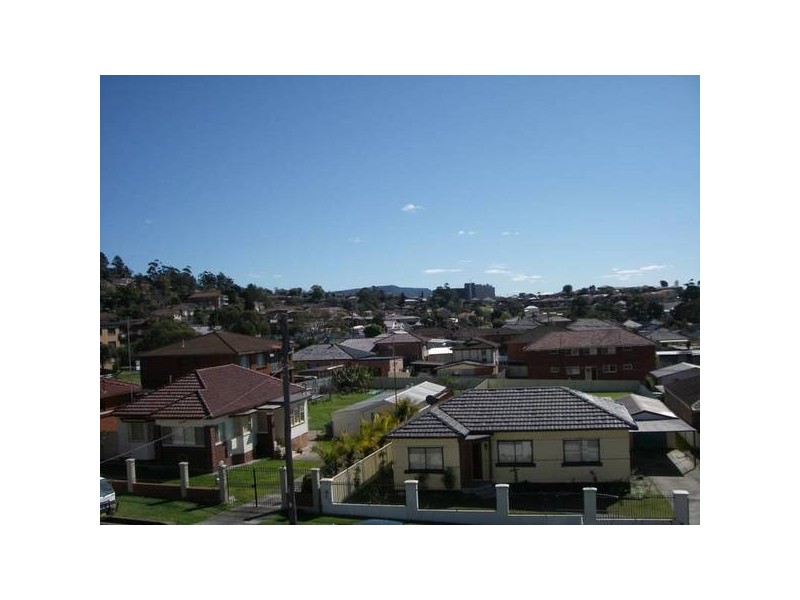 5/27 Heaslip Street, Coniston NSW 2500
