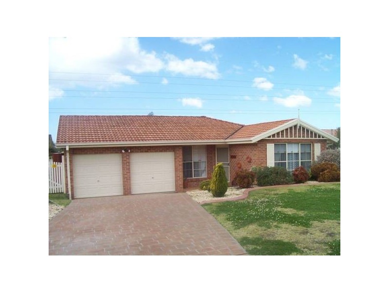 15 Kerang Court, Horsley NSW 2530
