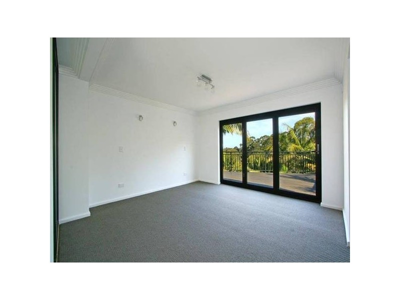 37 Joanne Street, Woonona NSW 2517