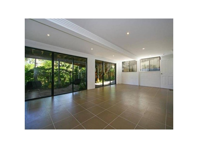 37 Joanne Street, Woonona NSW 2517
