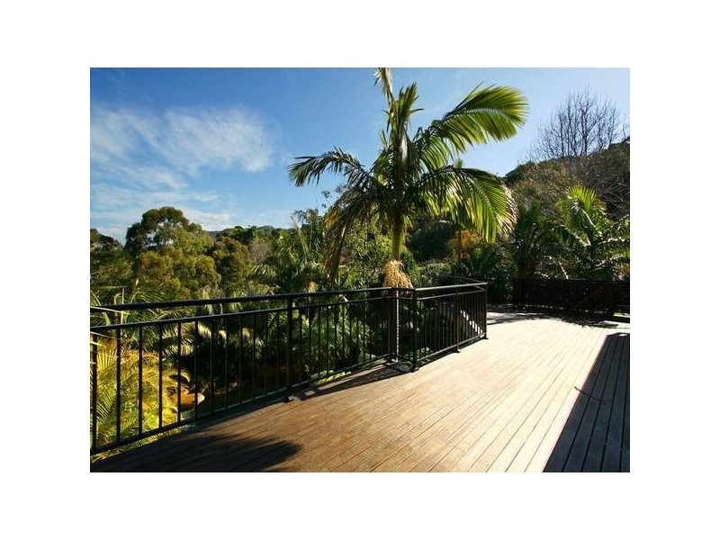 37 Joanne Street, Woonona NSW 2517