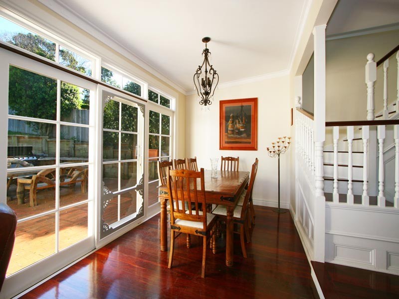 6 Walter Street, Mangerton NSW 2500