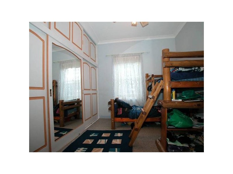 86 Marshall St, Dapto NSW 2530