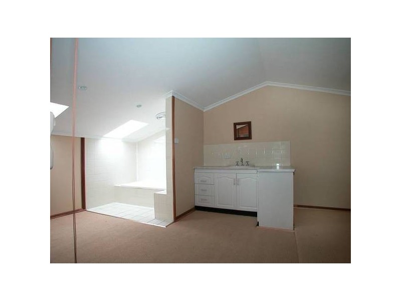 86 Marshall St, Dapto NSW 2530