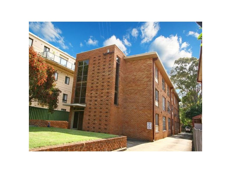 10/10 Bessell Avenue, Wollongong North NSW 2500