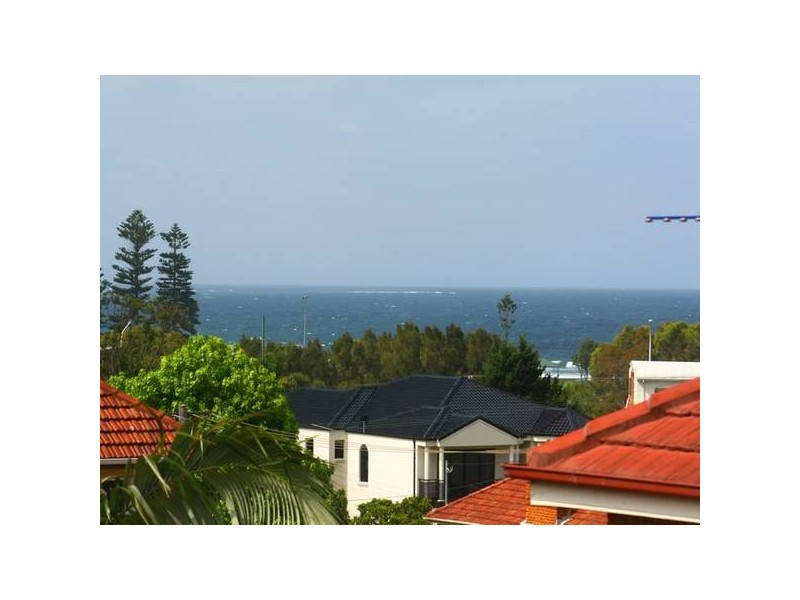 10/10 Bessell Avenue, Wollongong North NSW 2500