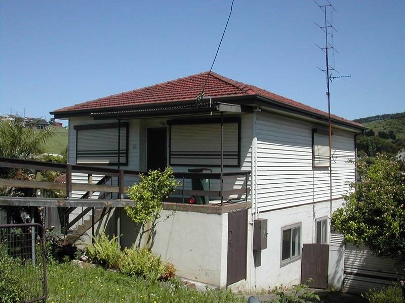 136 Lake Avenue, Cringila NSW 2502