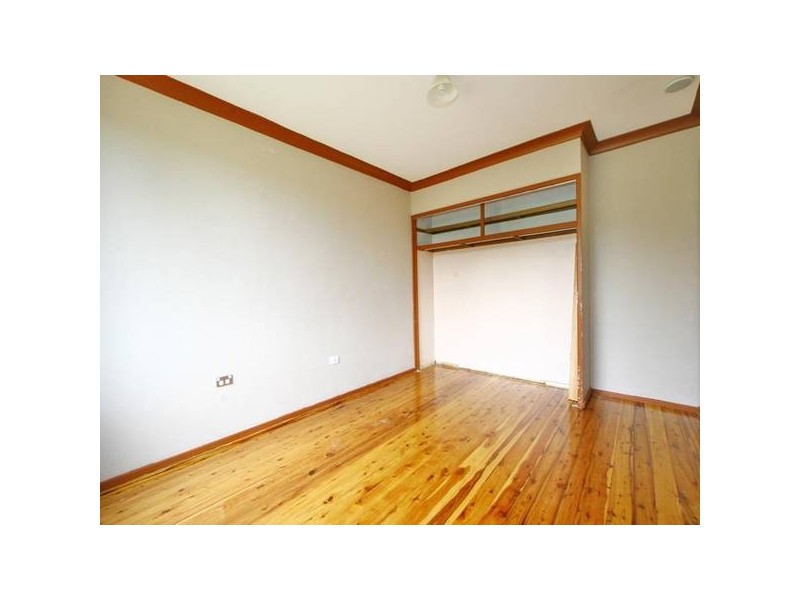 4 Herne Street, Figtree NSW 2525