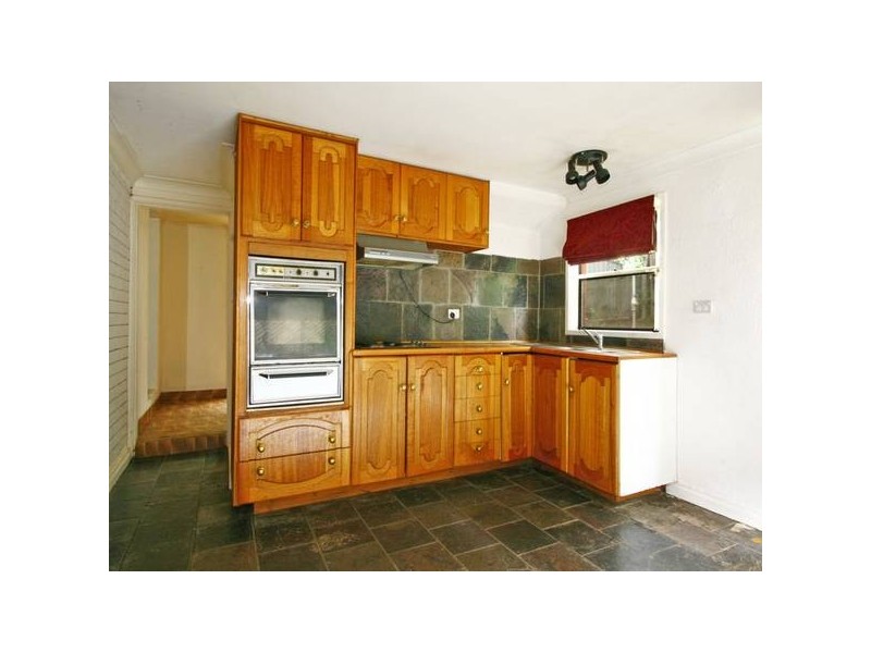 4 Herne Street, Figtree NSW 2525