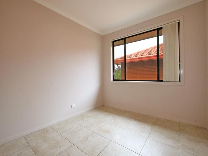 16 Cringila St, Cringila NSW 2502