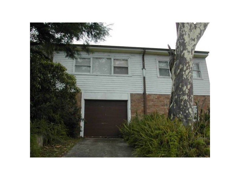 50 Heaslip St, Coniston NSW 2500