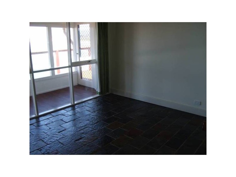 30 Dovers Drive, Port Kembla NSW 2505