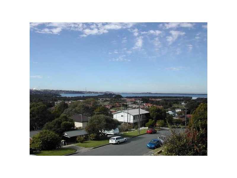 19 Tait Ave, Kanahooka NSW 2530