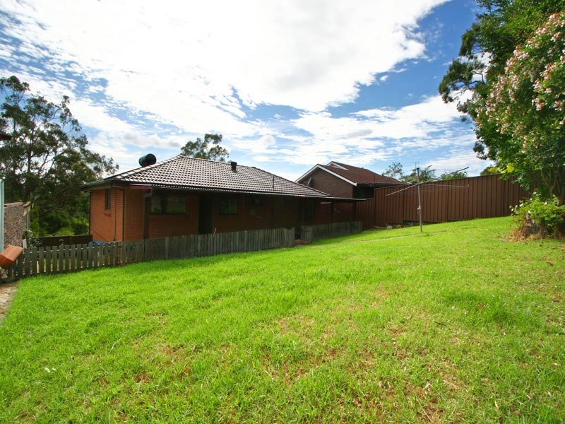 2 McDonough Avenue, Figtree NSW 2525