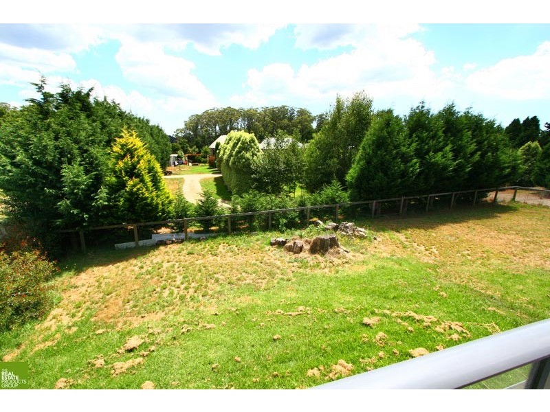 20 May Street, Robertson NSW 2577