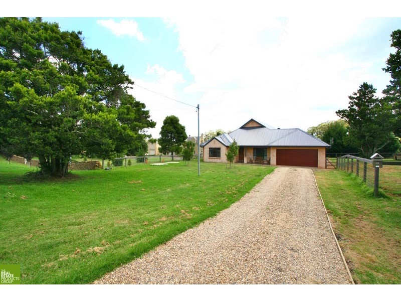 20 May Street, Robertson NSW 2577