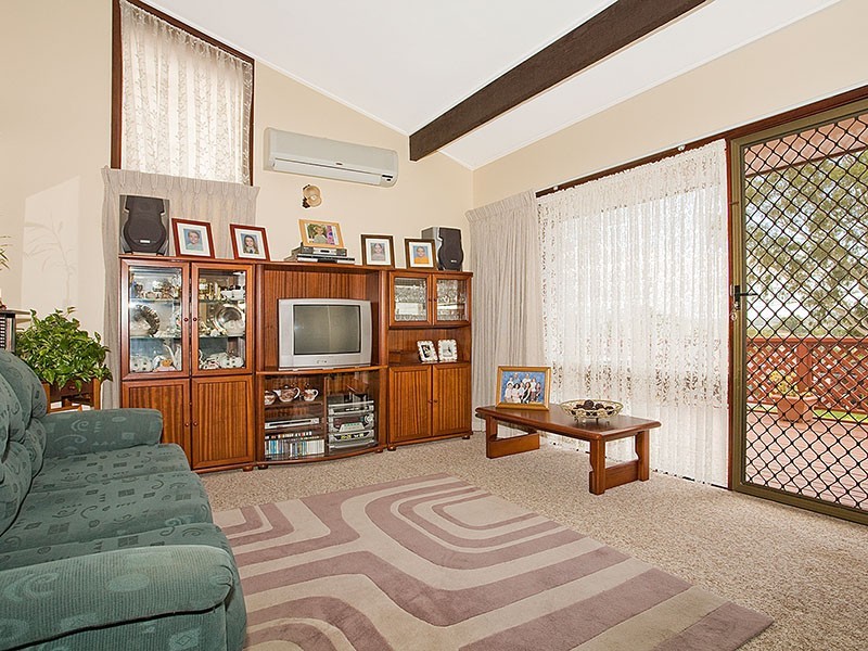 26 Devon Road, Dapto NSW 2530