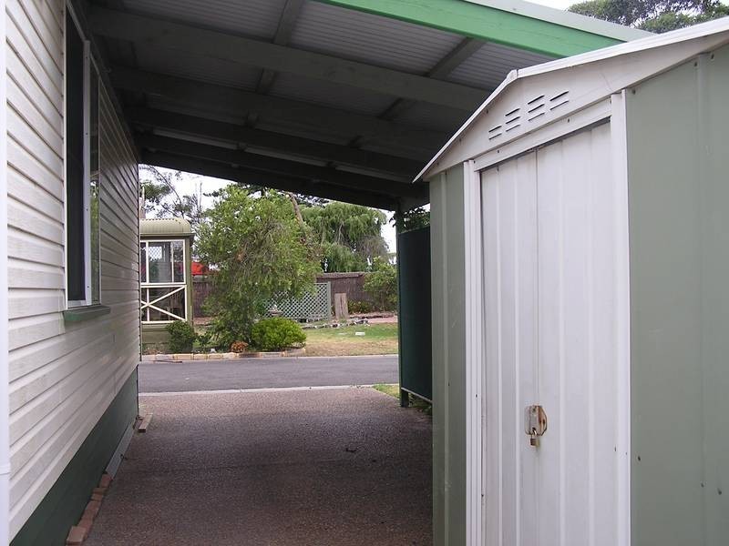 35 Cascade Crescent, Windang NSW 2528