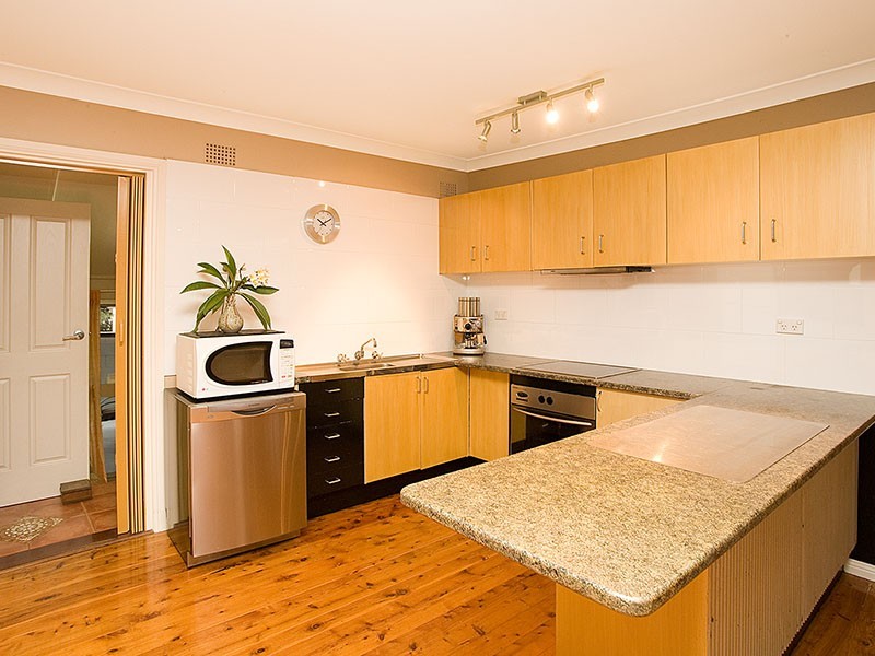 233 Princes Highway, Dapto NSW 2530