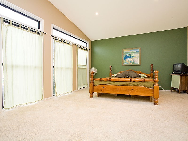 233 Princes Highway, Dapto NSW 2530