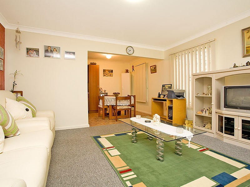 44 Bambil Crescent, Dapto NSW 2530