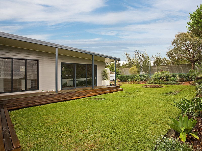 6 Oxford Road, Dapto NSW 2530