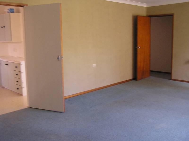 10 Alcoomie Crescent, Koonawarra NSW 2530