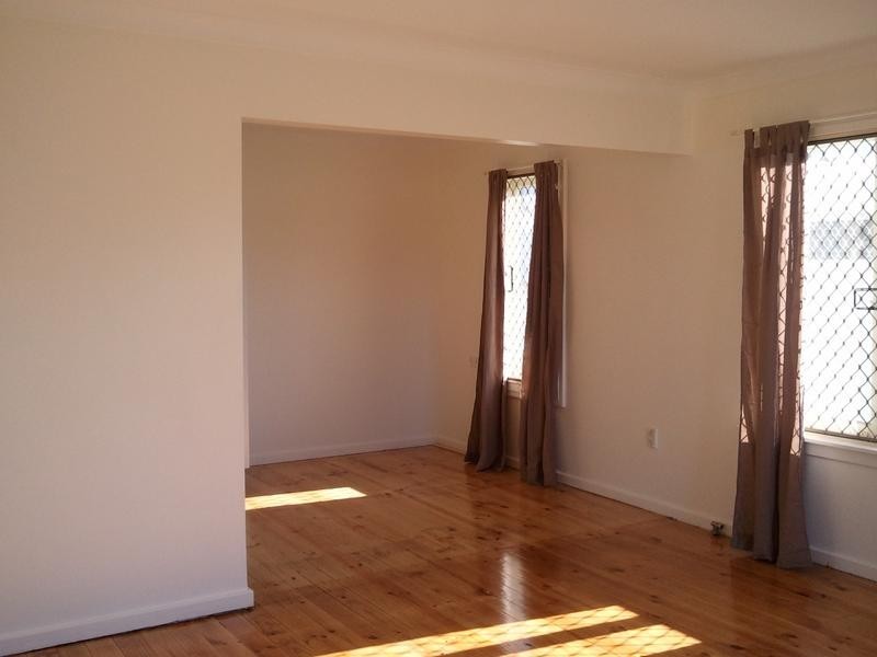 44 Bambil Crescent, Dapto NSW 2530