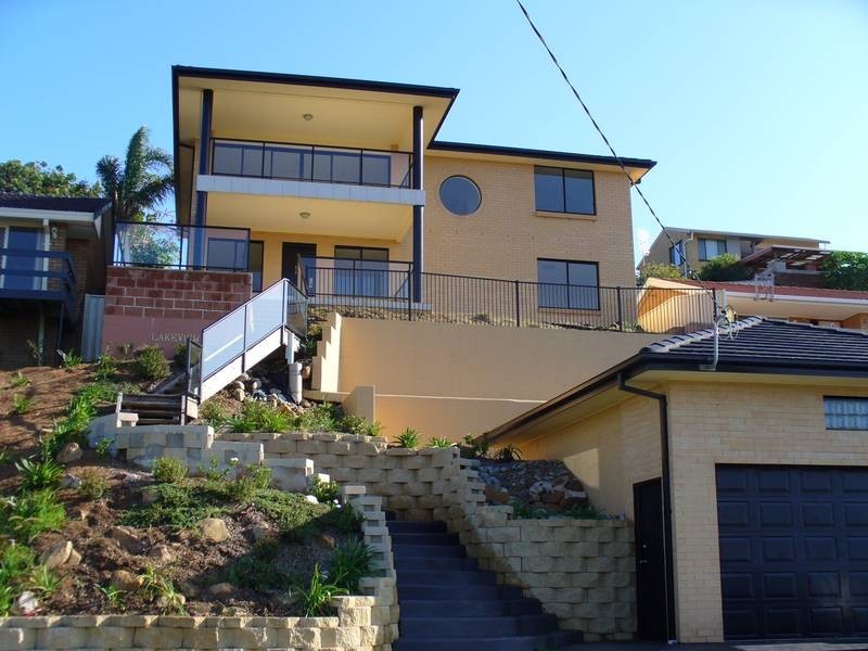 19 Tait Avenue, Kanahooka NSW 2530