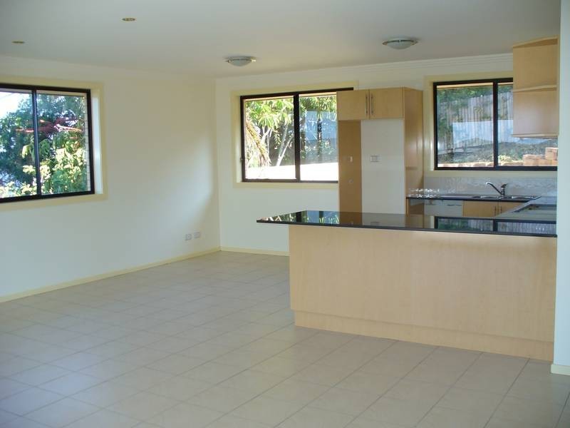 19 Tait Avenue, Kanahooka NSW 2530