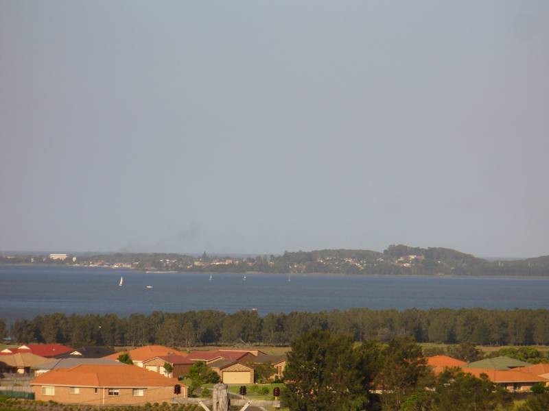 19 Tait Avenue, Kanahooka NSW 2530