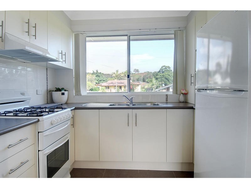 2 Kurrawa Crescent, Koonawarra NSW 2530