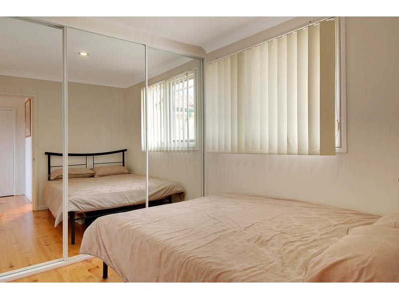 2 Kurrawa Crescent, Koonawarra NSW 2530