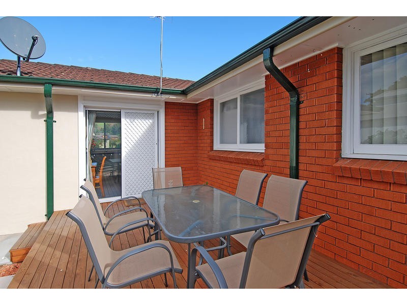 2 Kurrawa Crescent, Koonawarra NSW 2530