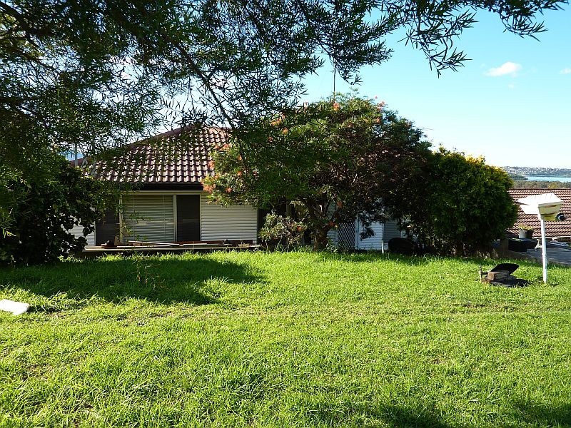 38 Tait Avenue, Kanahooka NSW 2530