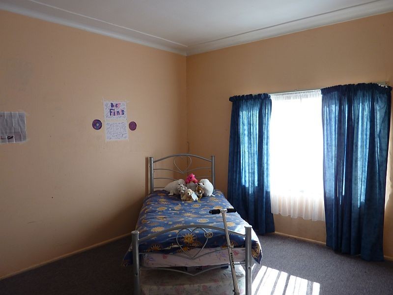 11 Heininger Street, Dapto NSW 2530