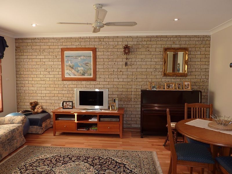 13/12 Bellbird Close, Barrack Heights NSW 2528