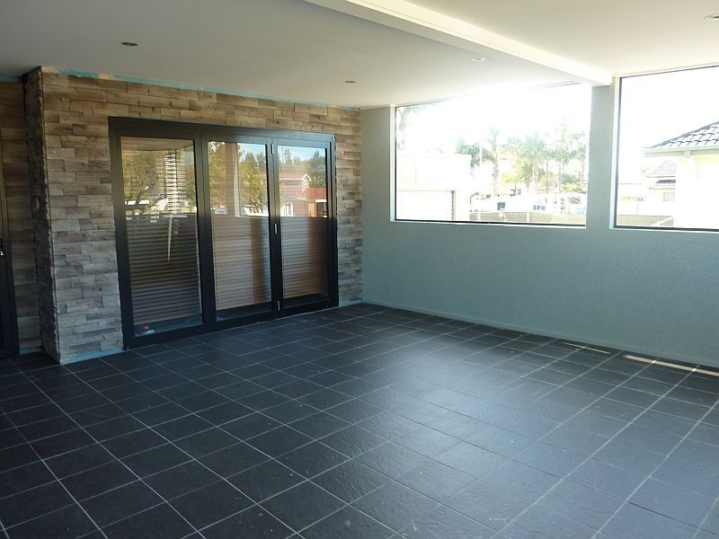 10 Avonlea Street, Dapto NSW 2530