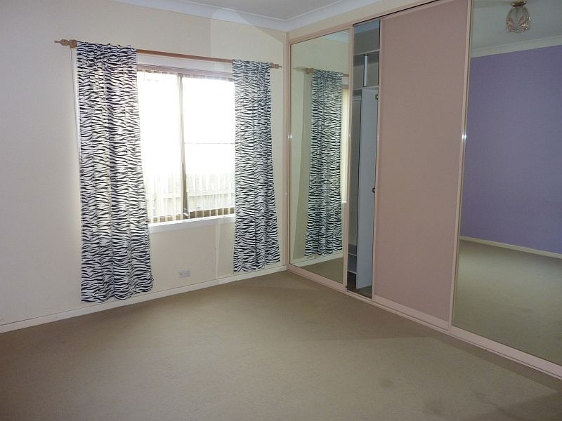 5 Albert Street, Unanderra NSW 2526