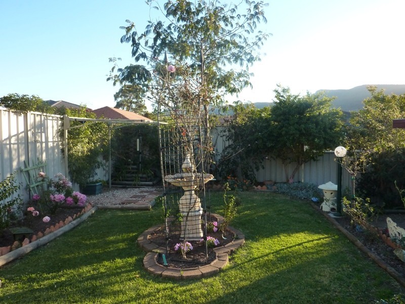 51 Robins Creek Drive, Horsley NSW 2530
