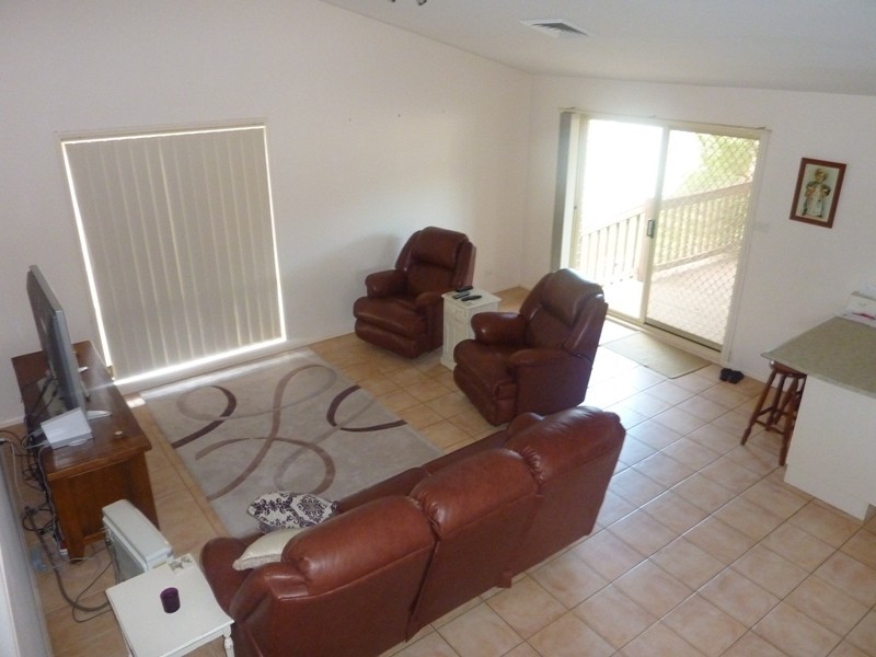 2 Dombarton Place, Horsley NSW 2530
