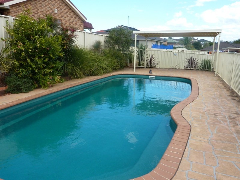 2 Dombarton Place, Horsley NSW 2530