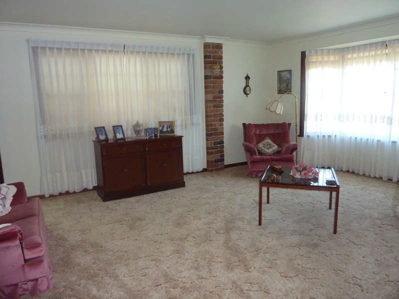 7 Ben Nevis Road, Farmborough Heights NSW 2526