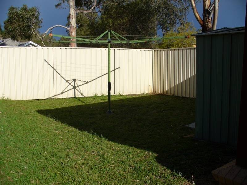 16 Jenail Place, Horsley NSW 2530